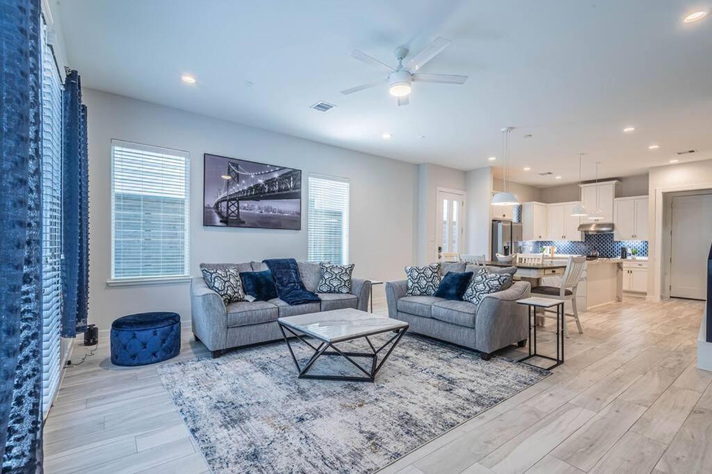 Charming 3-Bedroom Luxury Home Near Downtown, Nrg, Galleria & Medical Center Houston Ngoại thất bức ảnh