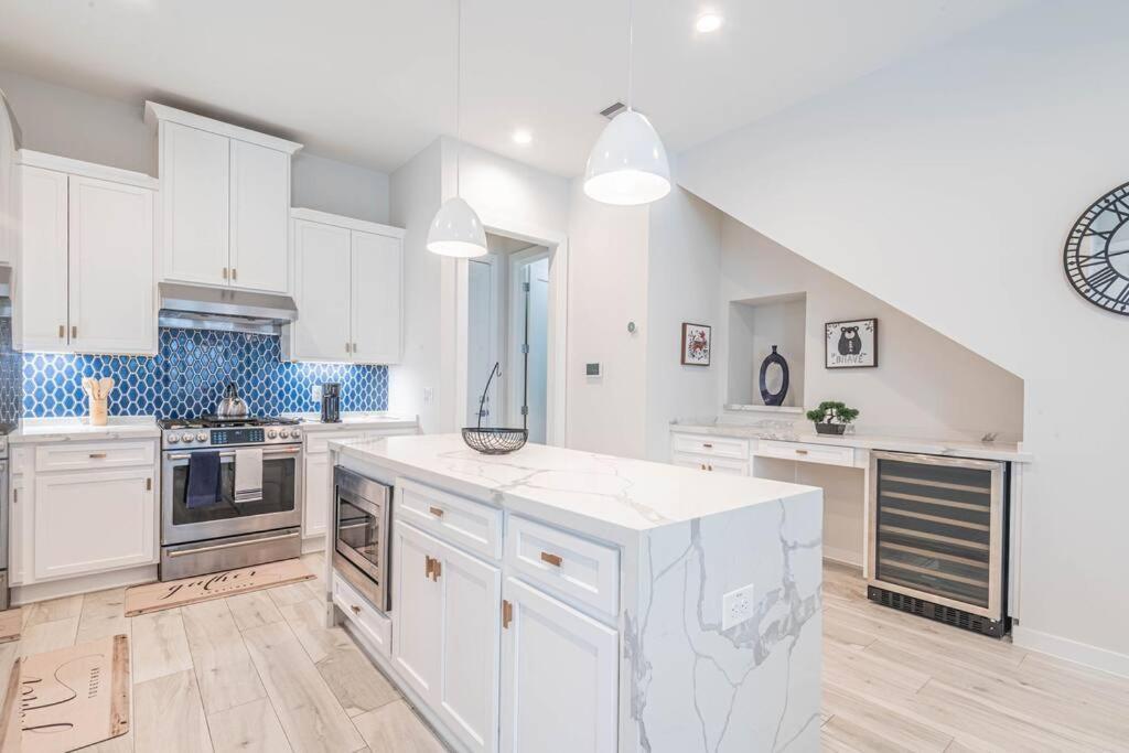 Charming 3-Bedroom Luxury Home Near Downtown, Nrg, Galleria & Medical Center Houston Ngoại thất bức ảnh
